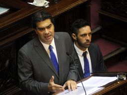 senado caliente: fuertes cruces en la ponencia de capitanich senado caliente: fuertes cruces en la ponencia de capitanich