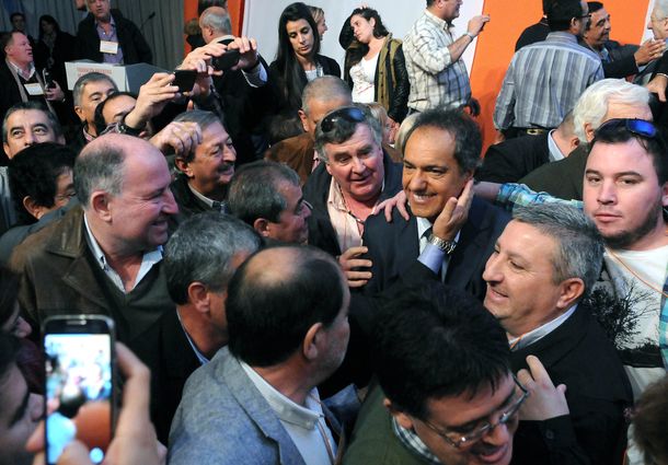 #Elección2015: Scioli sumó el apoyo de la Federación de Empleados de Comercio