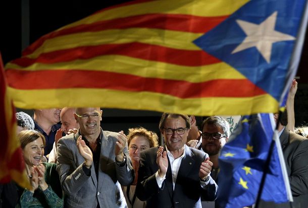 Los independentistas se impusieron en Cataluña y prometieron avanzar en la ruptura con España