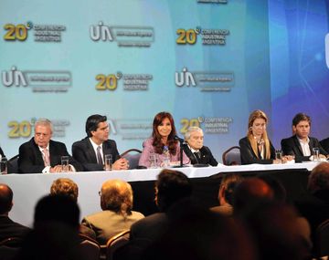 Cristina anunció que el aguinaldo de diciembre no pagará Ganancias