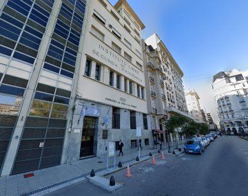 Los colegios secundarios de la UBA no acatarán el fallo y no habrá clases presenciales