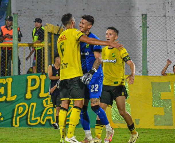 Fútbol libre por celular: cómo ver en vivo Universidad César Vallejo vs Defensa y Justicia