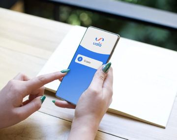 Qué pasó con Ualá: usuarios denuncian que les aparecieron 8.000 dólares