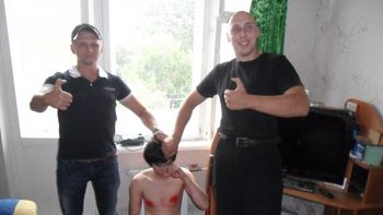 torturan y matan a un joven en rusia por homosexual torturan y matan a un joven en rusia por homosexual