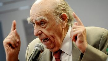 Julio María Sanguinetti, ex presidente del Uruguay y actual secretario general del Partido Colorado. Julio María Sanguinetti, ex presidente del Uruguay y actual secretario general del Partido Colorado.