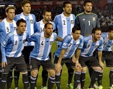 Montillo, la noche que fue titular en la Selección por Eliminatorias por ausencia de Lionel Messi