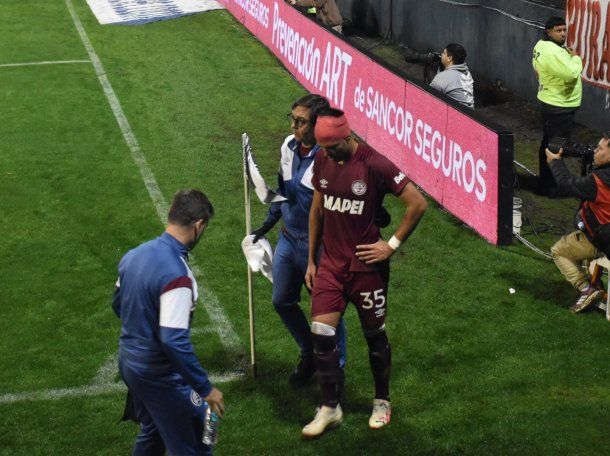 Grave lesión de Ronaldo Dejesús: fractura en el cráneo, cirugía y preocupación en Lanús