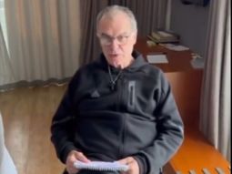 El Loco Bielsa saludó con admiración y respeto a Maxi Rodríguez