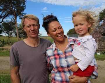 Se enamoró del hombre que le donó esperma para ser madre soltera