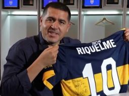 el homenaje que le hicieron a riquelme en brasil con los jugadores que llevan su nombre el homenaje que le hicieron a riquelme en brasil con los jugadores que llevan su nombre