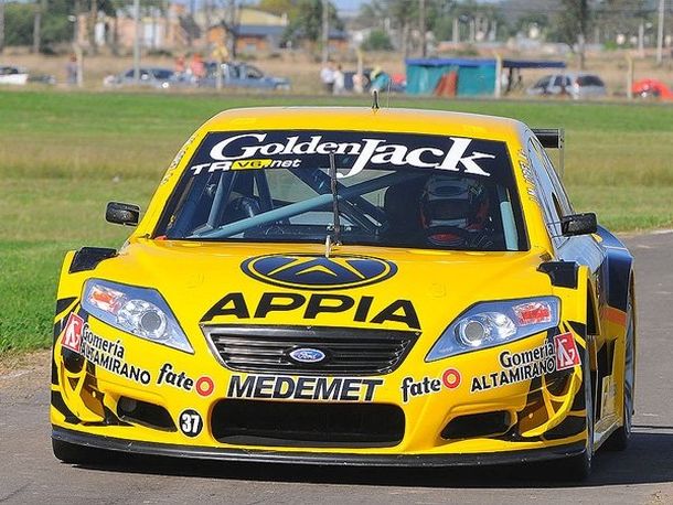 Pechito López se impuso en Termas de Río Hondo