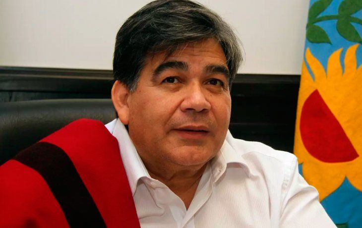 Mario Ishii dio positivo de covid y está internado