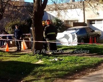 Reparaba el auto y murió aplastado por el vehiculo