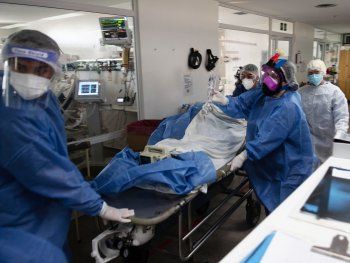 Tres de cada cuatro contagios de coronavirus en La Plata son de la peligrosa cepa Manaos