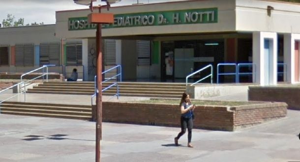 Un nene recibió un piedrazo durante un presunto robo y quedó grave