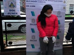 Detuvieron a una mujer que extorsionaba a hombres con fotos íntimas