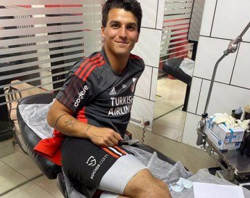 Quién es el futbolista que se tatuó la firma de Marcelo Gallardo