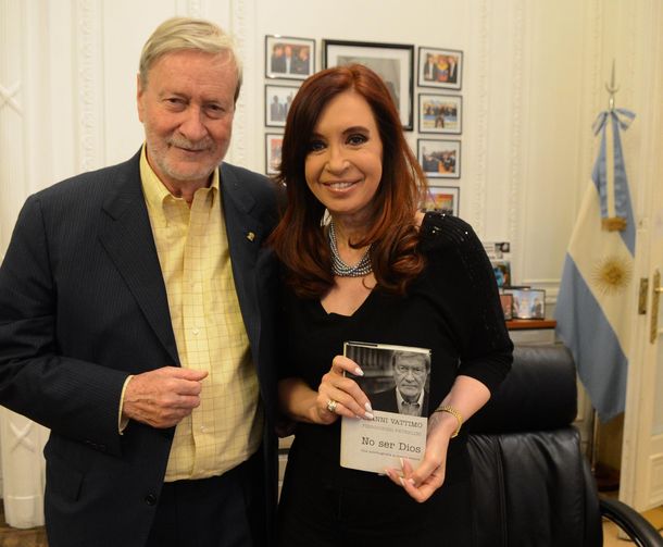 Cristina Fernández se reunió con el filósofo italiano Gianni Vattimo