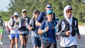 corriendo por un sueno: los runners que unen la plata con mar del plata para ayudar a quienes mas lo necesitan corriendo por un sueno: los runners que unen la plata con mar del plata para ayudar a quienes mas lo necesitan