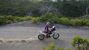 sorpresa: el debutante walkner atrapo la tercera etapa de motos sorpresa: el debutante walkner atrapo la tercera etapa de motos