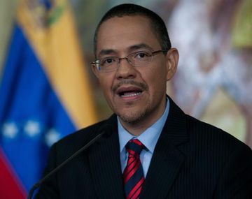 Venezuela acusa a El País de practicar la morbo-media