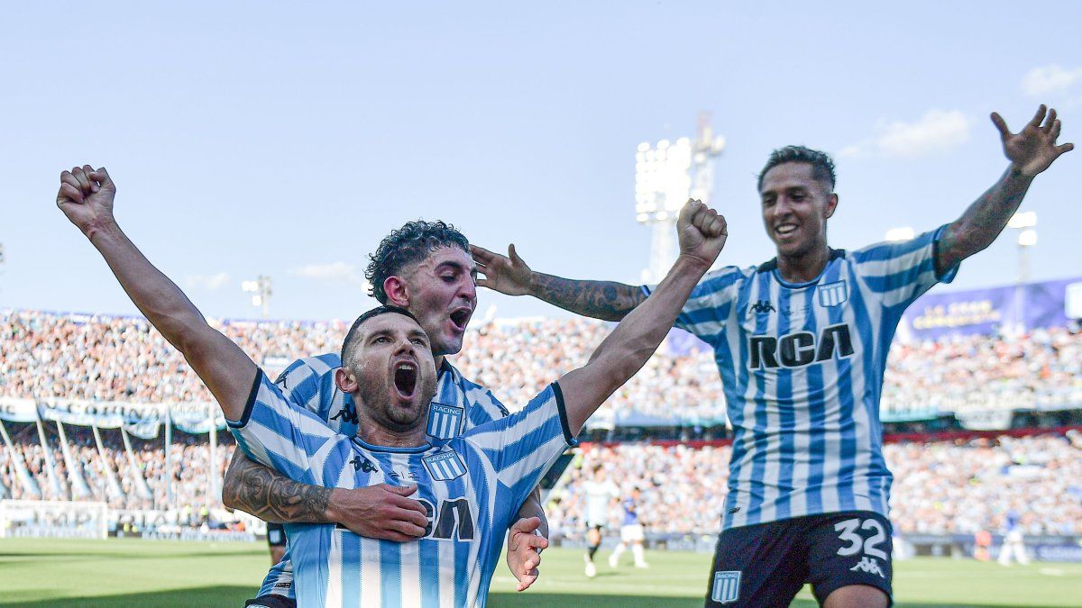 Racing le ganó 3-1 a Cruzeiro y es campeón de la Copa Sudamericana