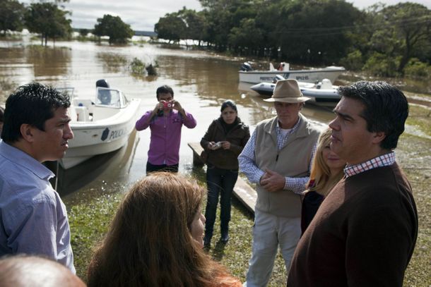 El Gobierno confirmó que hay 841 familias evacuadas por la crecida del río Paraná