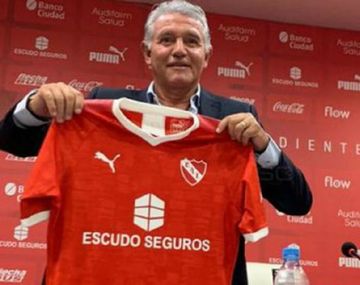 Burruchaga dispuesto a dirigir Independiente en medio de la crisis