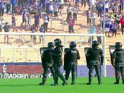 suspendieron godoy cruz-racing por incidentes en la tribuna local suspendieron godoy cruz-racing por incidentes en la tribuna local