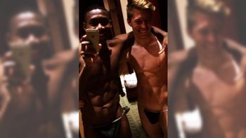 jugador del bayern munich se saco una polemica foto jugador del bayern munich se saco una polemica foto