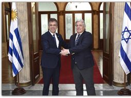 El canciller Francisco Bustillo, junto a su par de Israel, Eliyahu Cohen. El canciller Francisco Bustillo, junto a su par de Israel, Eliyahu Cohen.
