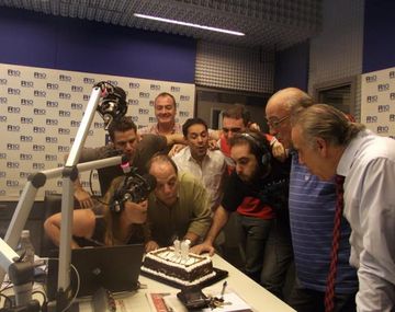 Radio 10 cumplió 18 años: así fue el festejo de los conductores