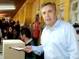 sigue la sangria en el massismo: un candidato radical se acerca al pro sigue la sangria en el massismo: un candidato radical se acerca al pro