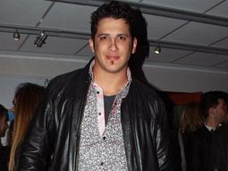 de la gloria a devoto: un ex participante del bailando ahora vende hamburguesas de la gloria a devoto: un ex participante del bailando ahora vende hamburguesas