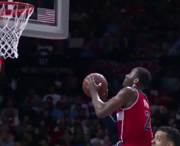 Fantasía en el aire: mirá esta maravillosa jugada en el torneo de la NBA