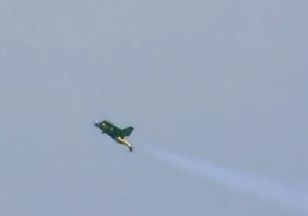 VIDEO: El primer vuelo oficial del hombre-avión