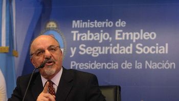 trabajo convoco a gremios aeronauticos para este martes trabajo convoco a gremios aeronauticos para este martes