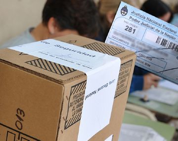 ¿Hay que llevar la constancia de las PASO para votar hoy?