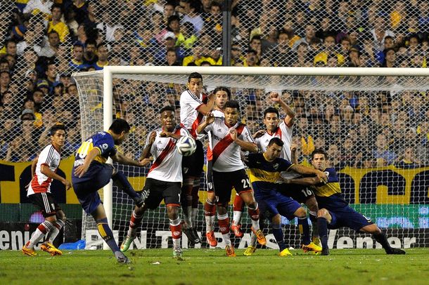 La magistral pegada de Riquelme