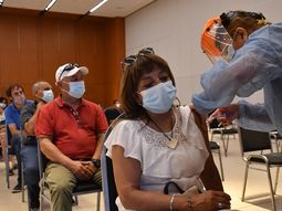 Anuncian que habrá que darse una cuarta dosis contra el covid