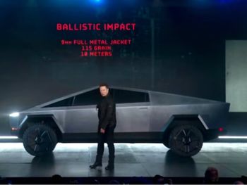 Papelón de Elon Musk al presentar la pickup de Tesla