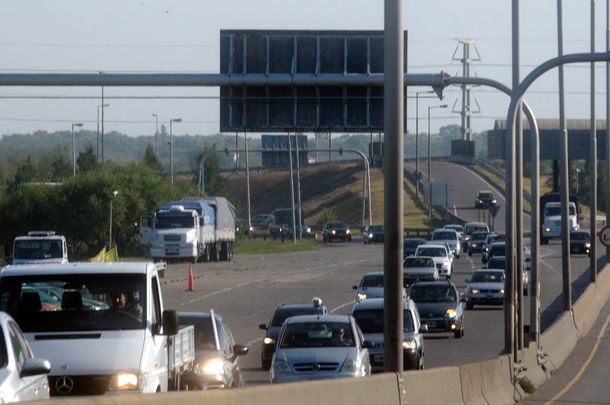 Tras los aumentos, para viajar en auto a Mar del Plata hay que pagar 86 pesos de peaje