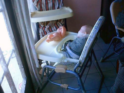 escandalo: amordazaron a un bebe en un jardin materno infantil escandalo: amordazaron a un bebe en un jardin materno infantil