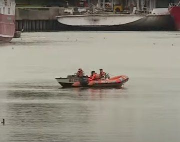 Macabro hallazgo en Puerto Madero: encontraron flotando el cuerpo de una mujer
