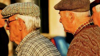 continua congelado: el gobierno oficializo el pago del bono de 70 mil pesos a jubilados continua congelado: el gobierno oficializo el pago del bono de 70 mil pesos a jubilados