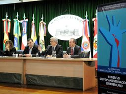 dominguez: no es parando ni confrontando como se resuelven los problemas dominguez: no es parando ni confrontando como se resuelven los problemas