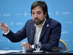 Nicolás Kreplak: Se van a fundir clínicas y sanatorios.