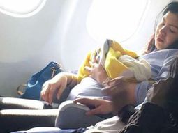 una beba nacio prematura en pleno vuelo y podra viajar gratis de por vida una beba nacio prematura en pleno vuelo y podra viajar gratis de por vida