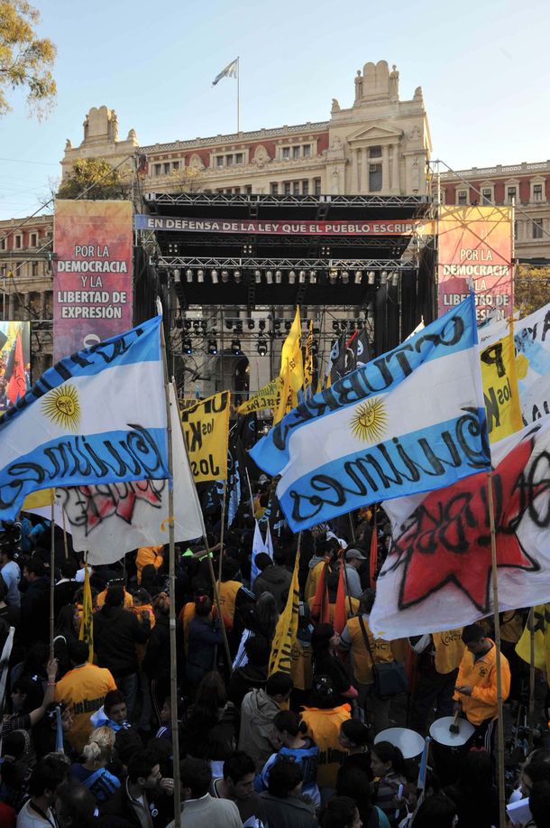 Se reinició la audiencia con los argumentos del Grupo Clarín
