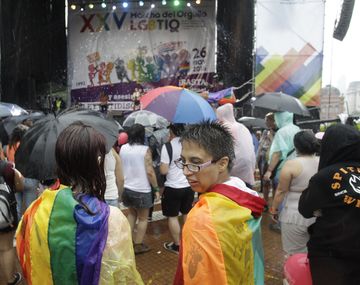 Así se celebra la XXV Marcha del orgullo gay en Buenos Aires.